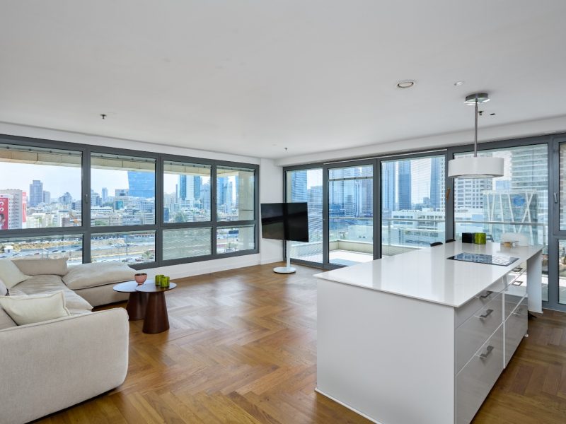 0e1f76a5-bf5f-48a3-bf84-7a025084ada9